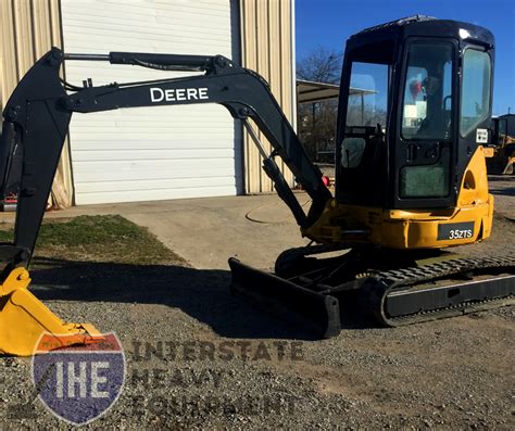 gross wieght of 2003 john deere 035 zts mini excavator|john deere zts 35 specs.